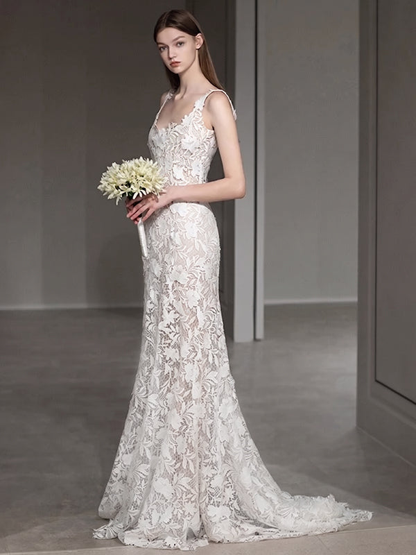 A-Line/Princess Scoop Sleeveless Sweep Train Wedding Dresses with Lace Appliques