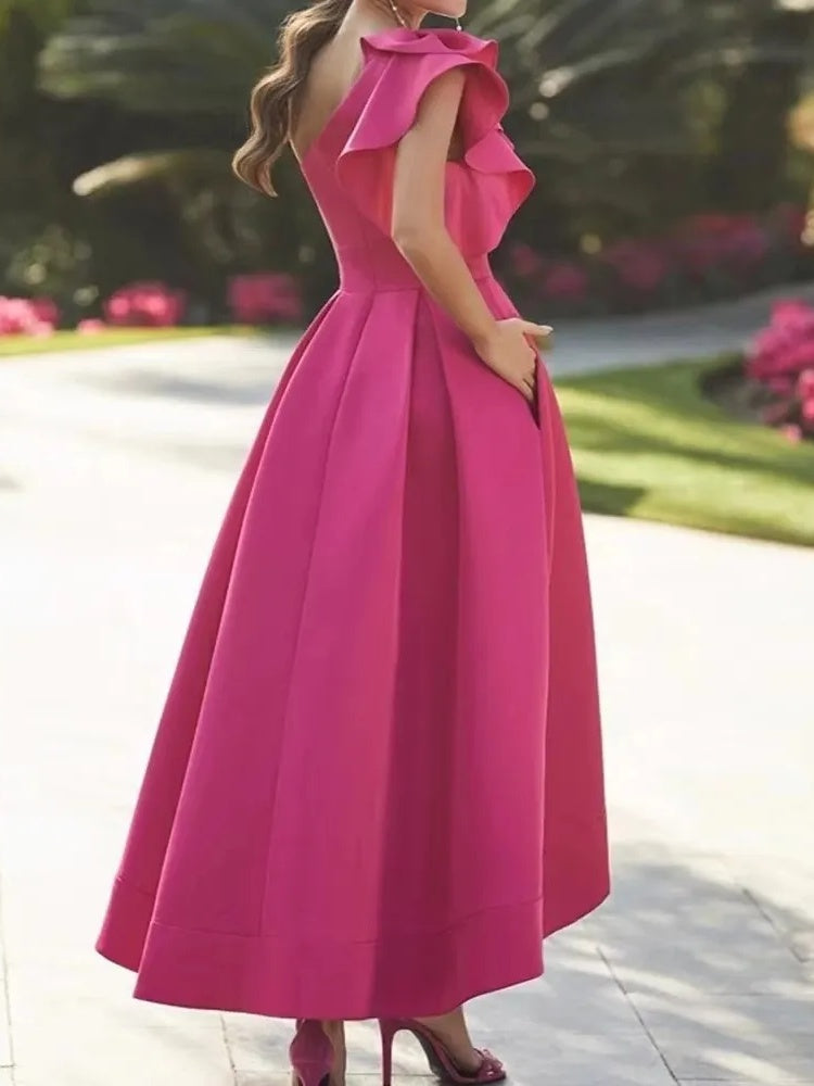 A-Line/Princess One-Shoulder Sleeveless Asymmetrical Mother of the Bride Dresses with Ruffles