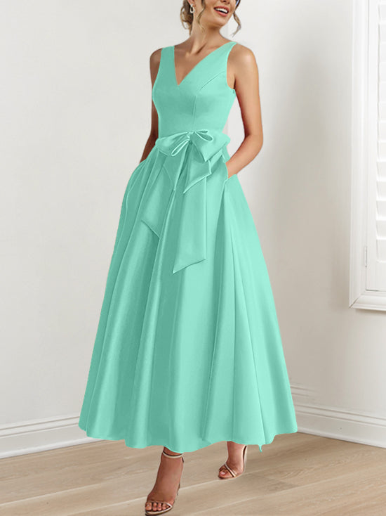 A-Line/Princess V-Neck Mother of the Bride Dresses with Pockets