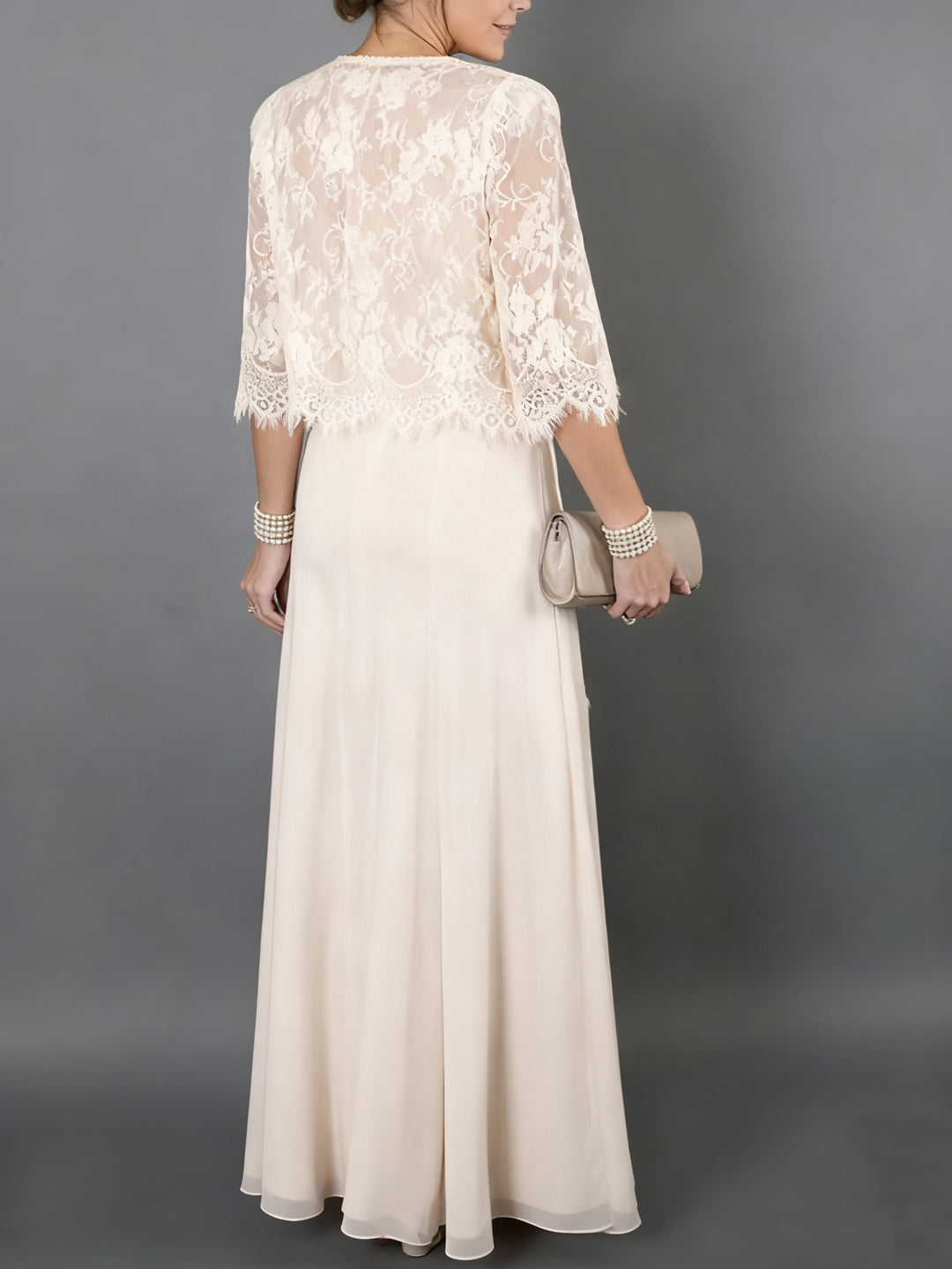 A-Line/Princess Scoop Sleeveless Mother of the Bride Dresses with Lace Pleats