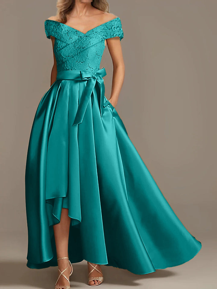 A-Line/Princess Off-the-Shoulder Asymmetrical Mother of the Bride Dresses with Ruffles