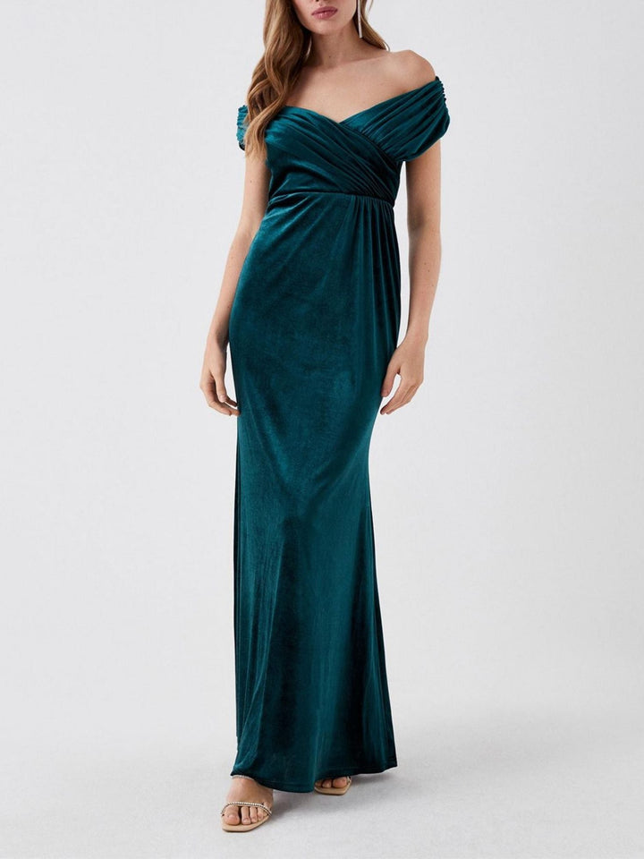 Sheath/Column Off-the-Shoulder Floor-Length Elegant Velvet Mother of the Bride  & Groom Dresses