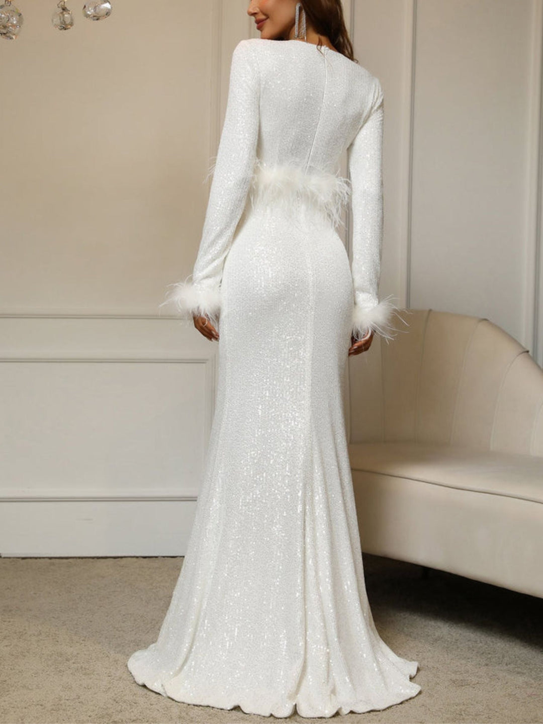 Sheath/Column V-Neck Long Sleeves Floor Length Mother of the Bride & Groom Dresses with Sequins