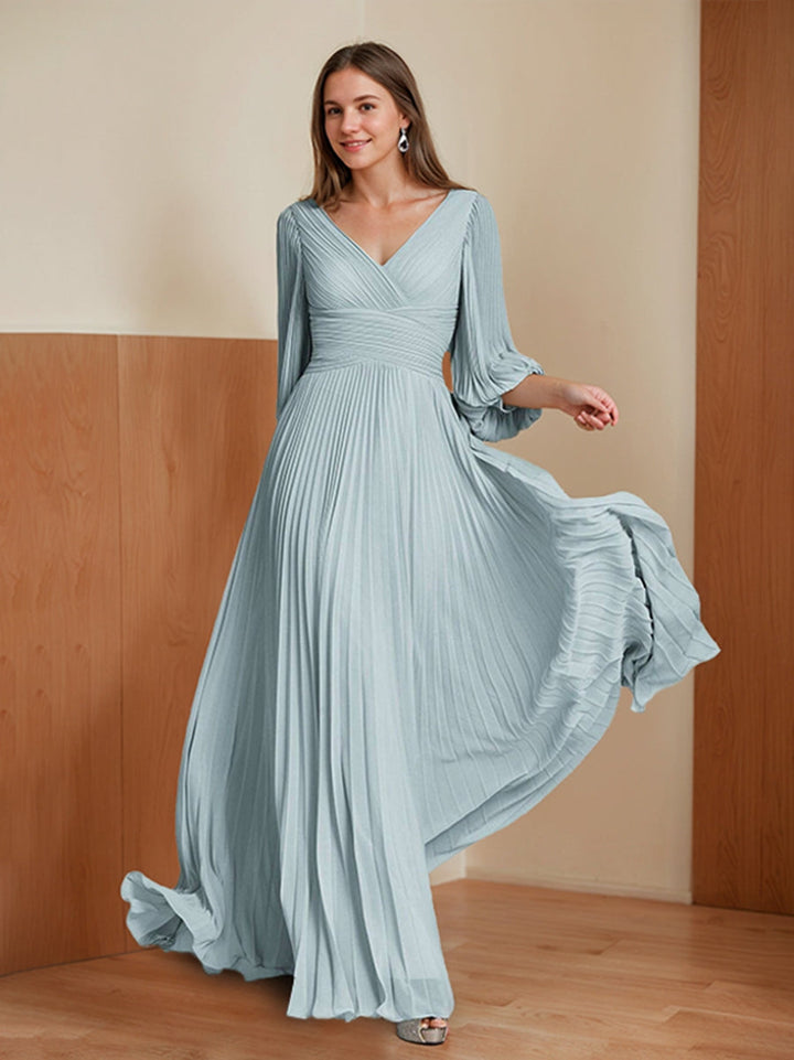 A-Line/Princess V-Neck 3/4 Sleeves Pleated Chiffon Chic Mother of the Bride & Groom Dresses