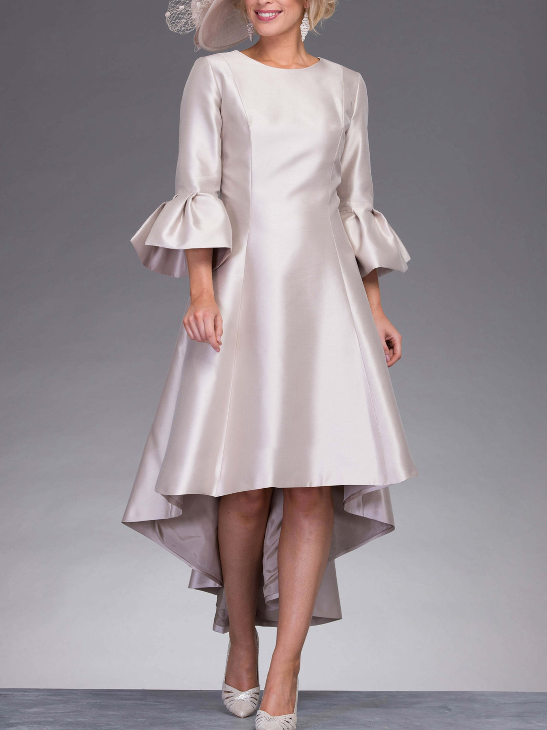 A-Line/Princess Scoop Ruffle Sleeve Knee-Length Mother of the Bride Dresses