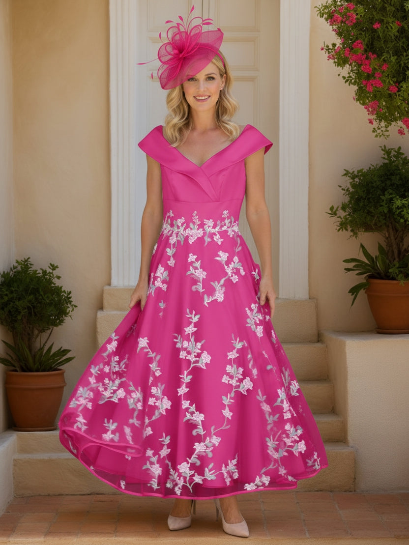 A-Line/Princess Ankle-Length Luxurious Mother of the Bride Dresses with Lace Appliques