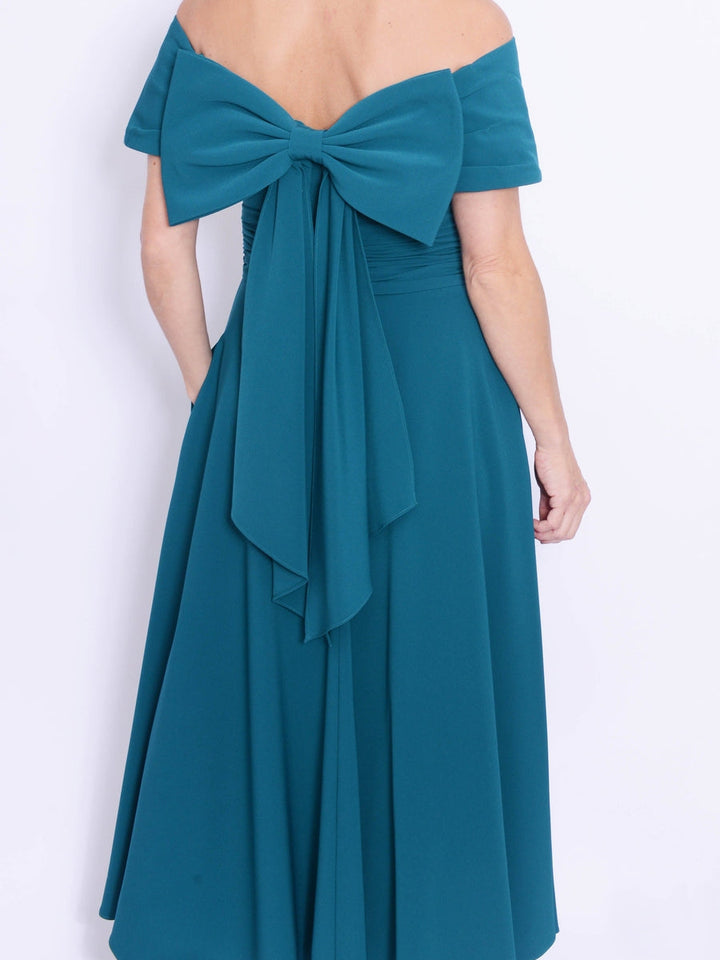 A-Line/Princess Off-the-Shoulder Sleeveless Tea-Length Mother of the Bride Dresses with Bowknot