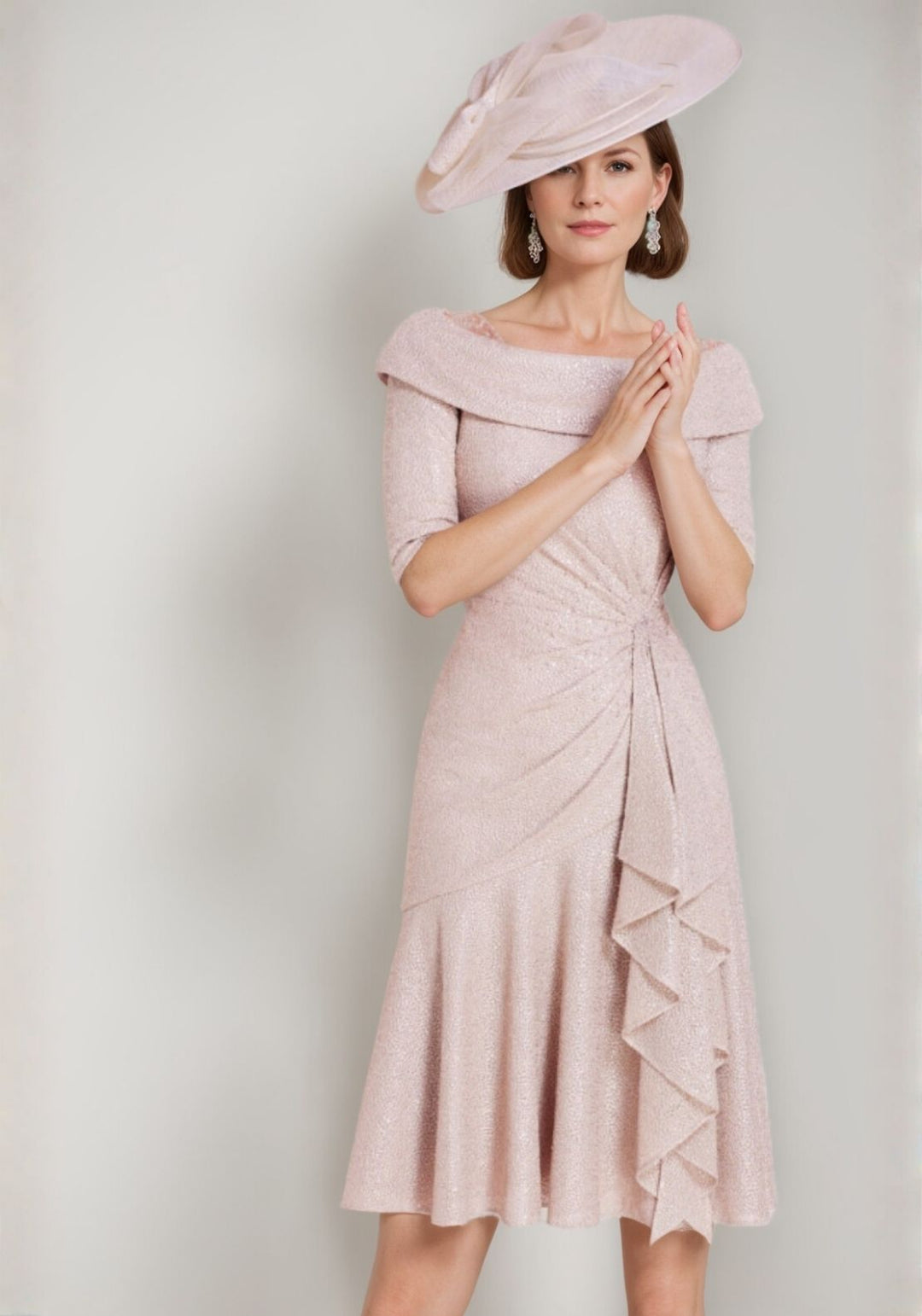 A-Line/Princess Off-the-Shoulder Mother of the Bride Dresses Tea-Length with Ruched