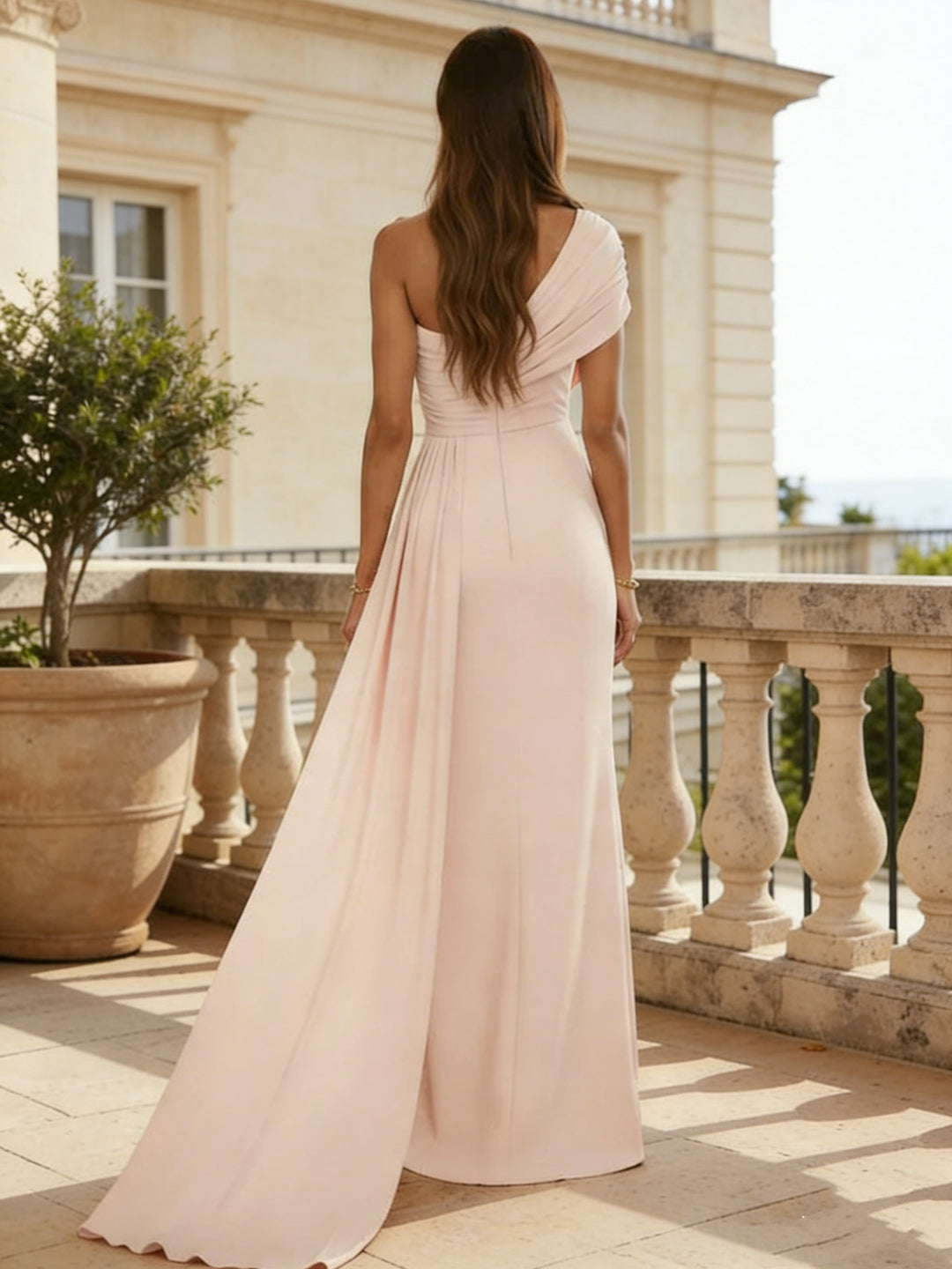 Sheath/Column One-Shoulder Chiffon Mother of the Bride Dresses with Watteau Train Floor-Length Sleeveless