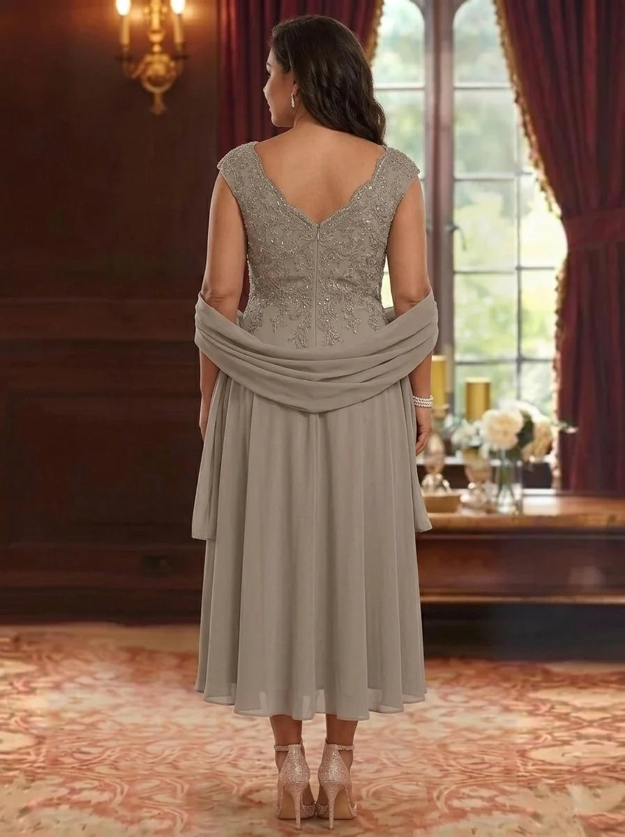 A-Line/Princess V-Neck Chiffon Plus Size Mother of the Bride Dresses with Wrap Tea-Length Sleeveless Lace Floral