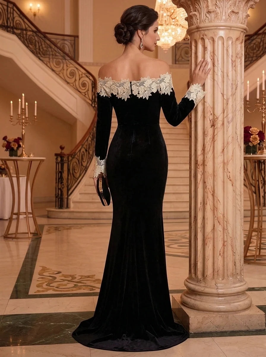Trumpet/Mermaid Off-the-Shoulder Velvet Mother of the Bride Dresses Lace Floral Floor-Length Long Sleeves