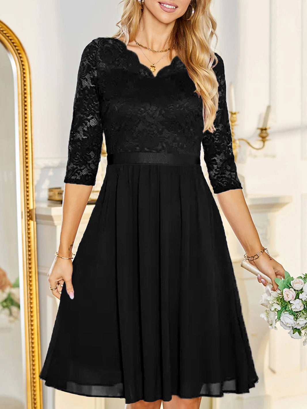 A-Line/Princess V-Neck Lace Wedding Guest Cocktail Dresses with Applique