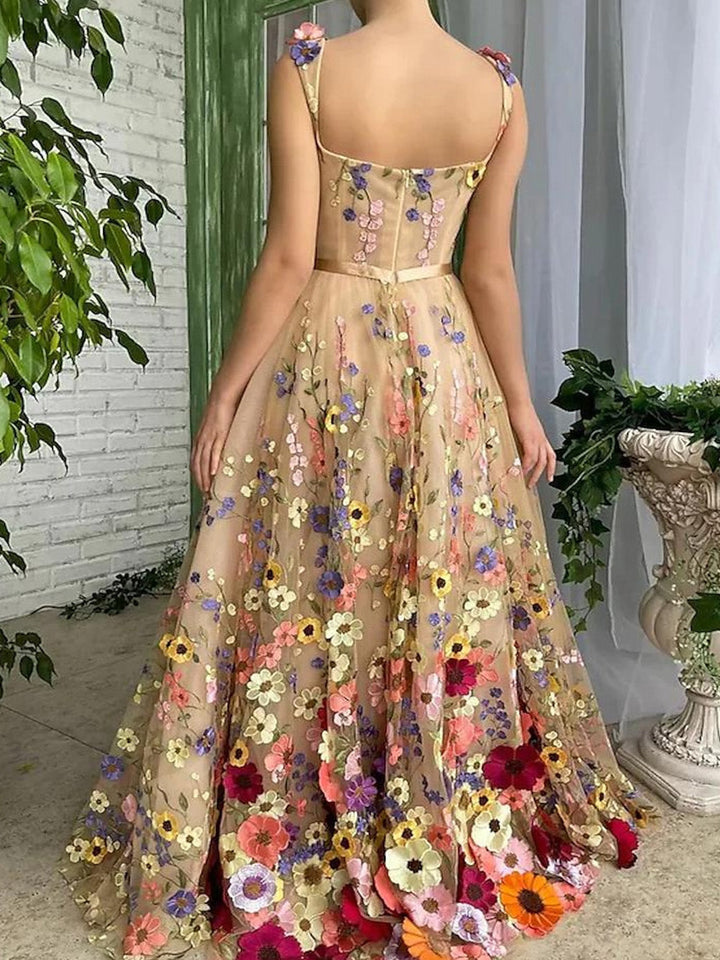 A-Line/Princess Sweetheart Long Prom Dresses With Embroidery