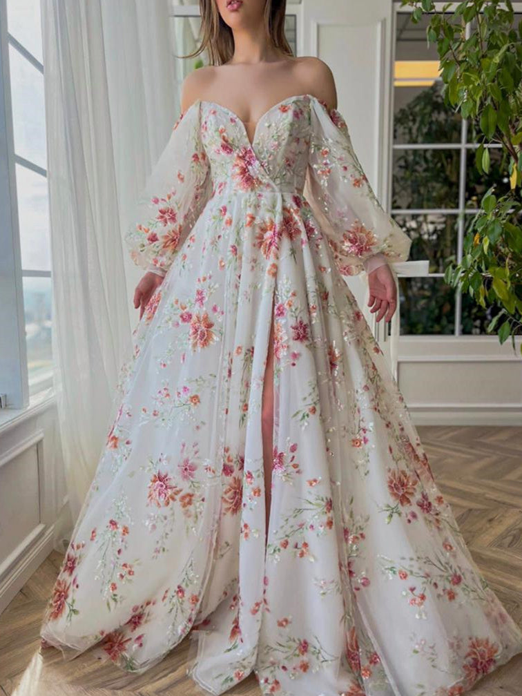 A-Line/Princess Sweetheart Long Sleeves Floor-Length  Prom Dresses with Embroidery