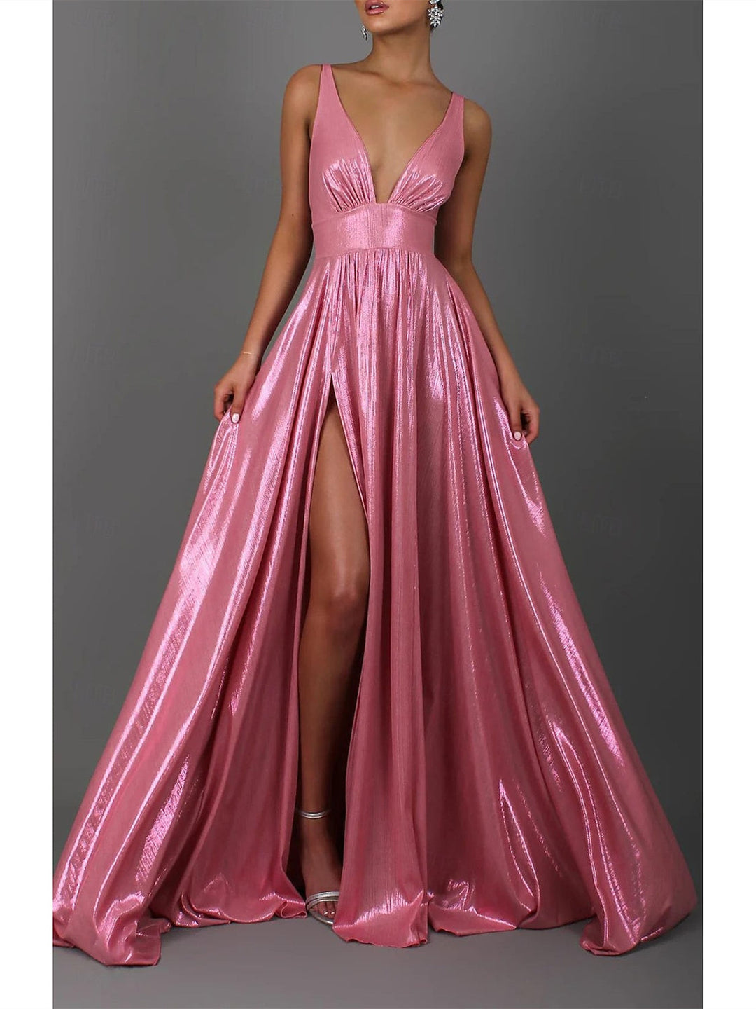 A-Line/Princess Sleeveless V Neck Floor-Length Prom Dresses with Pleats