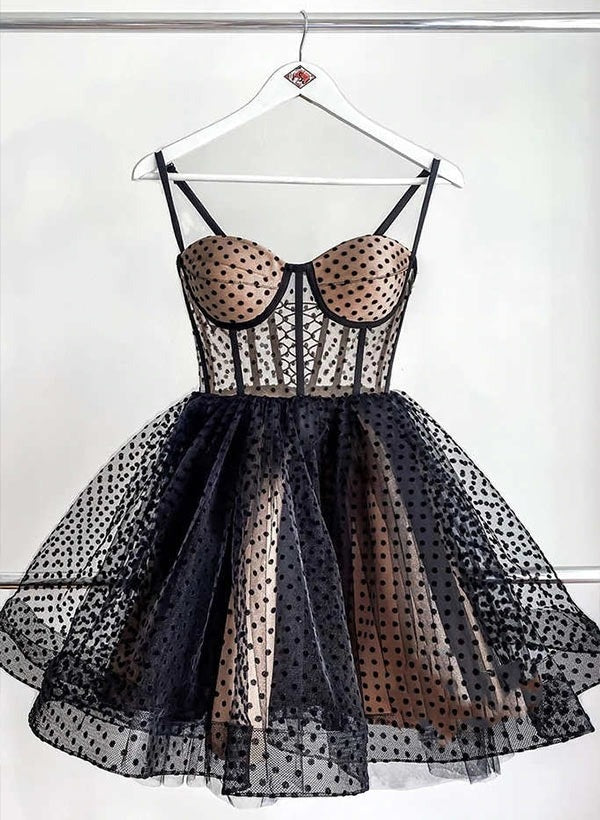 A-Line/Princess Sweetheart Sleeveless Short/Mini Homecoming Dresses with Lace-Up