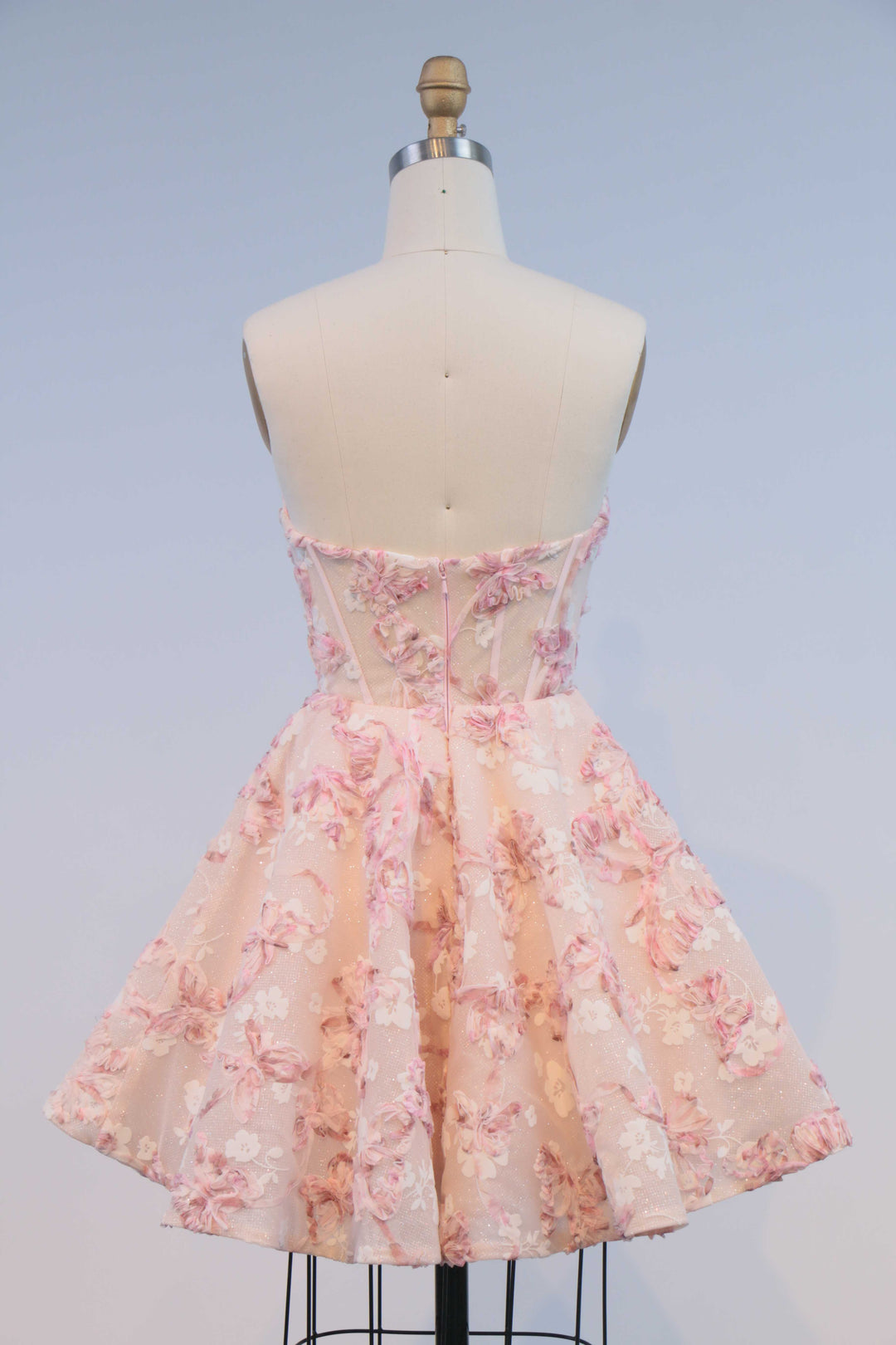 A-Line/Princess Strapless Lace Homecoming Dresses Short/Mini Sleeveless Floral