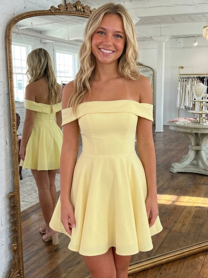 A-Line/Princess Off-the-Shoulder Stretch Satin Homecoming Dresses Sleeveless Short/Mini