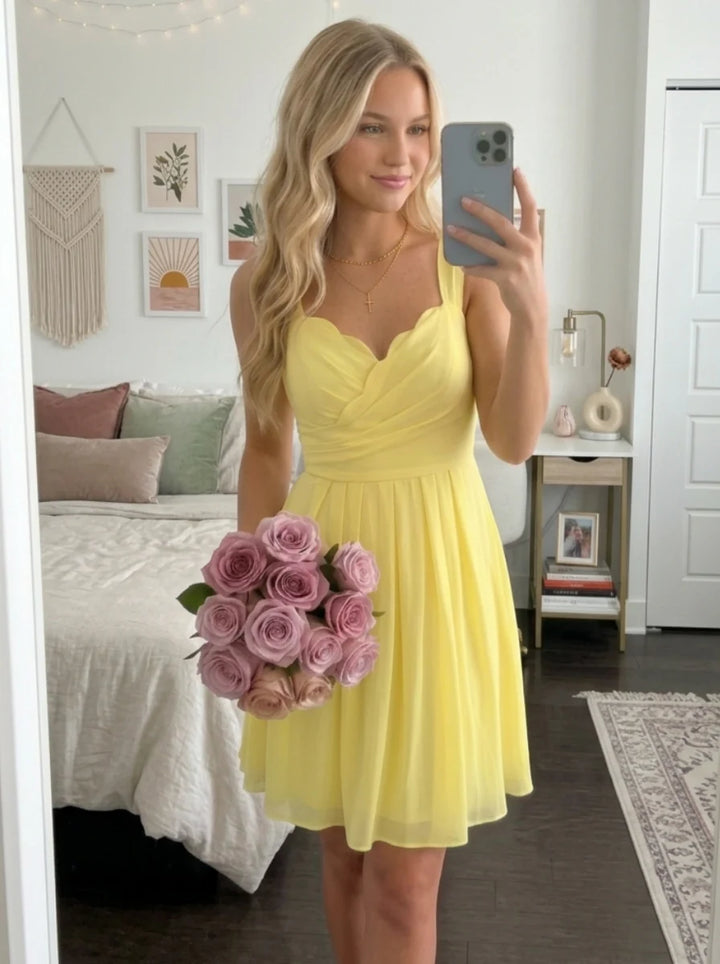 A-Line/Princess Spaghetti Straps Chiffon Homecoming Dresses Sleeveless Short/Mini Ruched