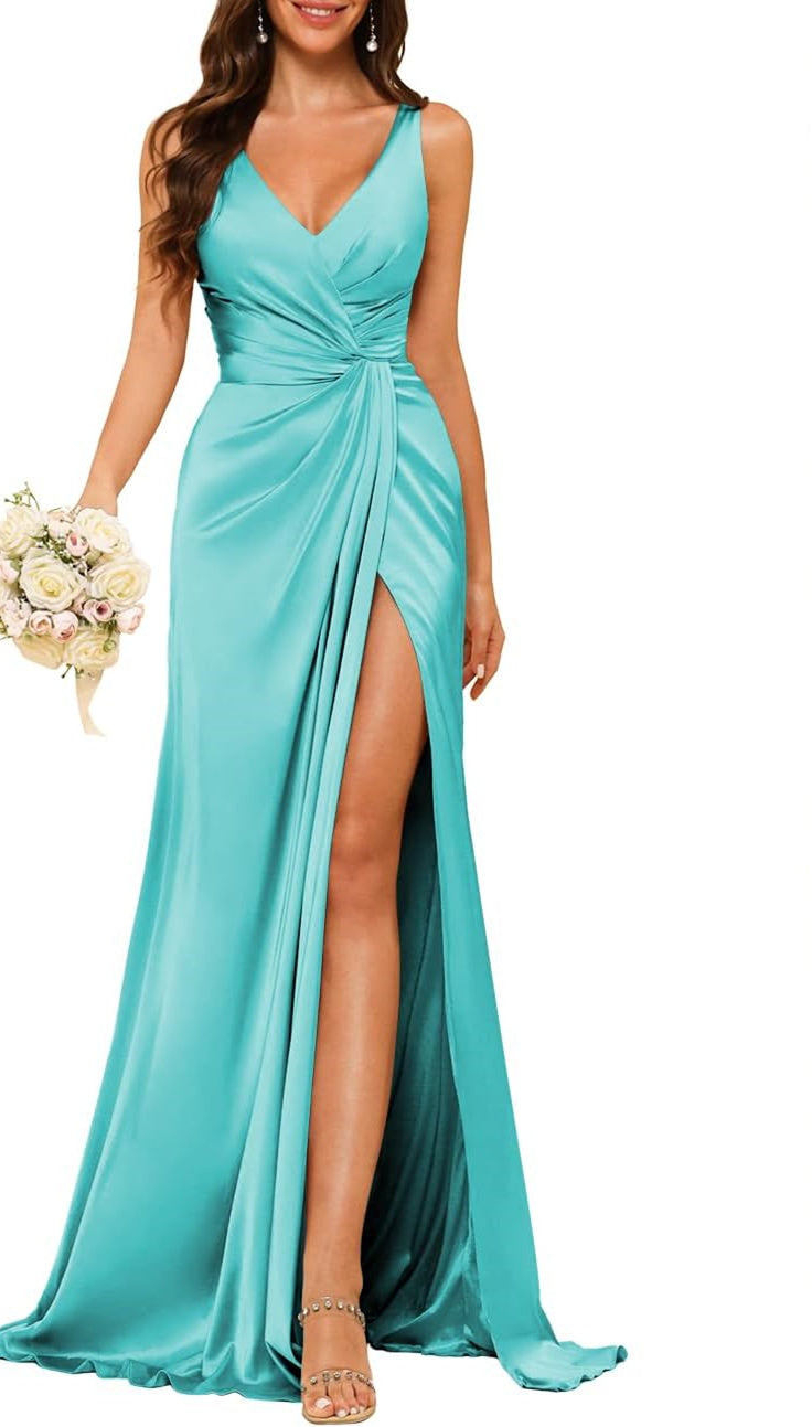 A Line/Princess V Neck Sleeveless Floor-Length Bridesmaid Dresses with Split