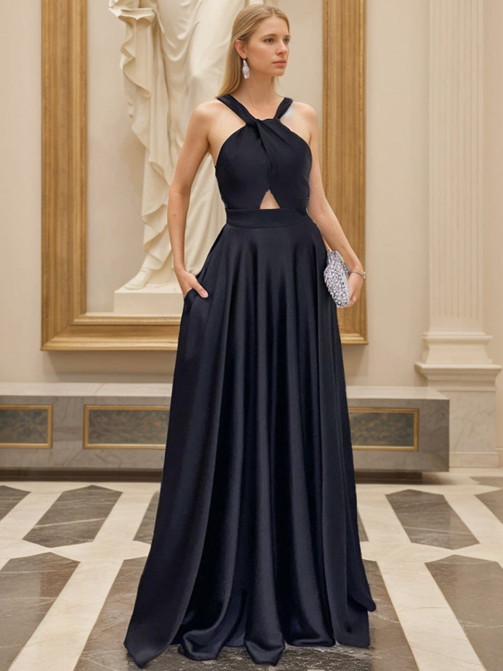 A-Line/Princess Halter Sleeveless Floor Length Sexy Bridesmaid Dresses with Opened Back