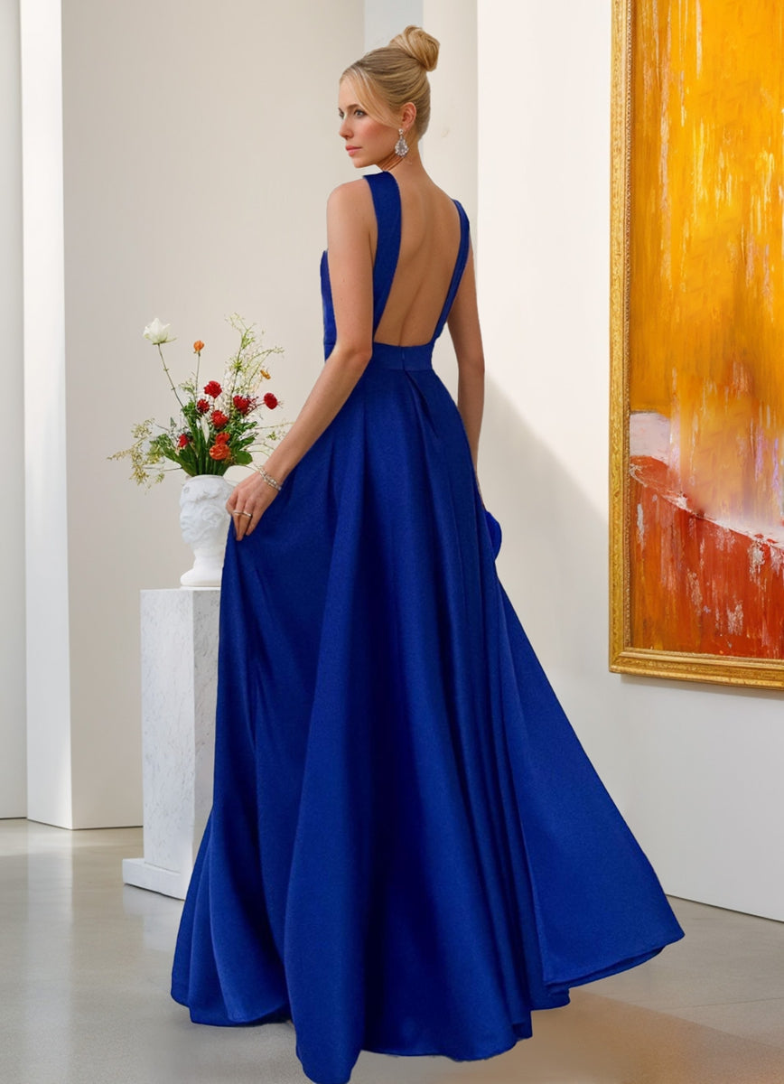 A-Line/Princess Halter Sleeveless Floor Length Sexy Bridesmaid Dresses with Opened Back