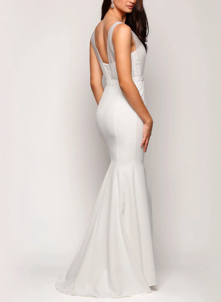 Trumpet/Mermaid V-Neck Sleeveless Sweep Train Ruched Bridesmaid Dresses with Sash