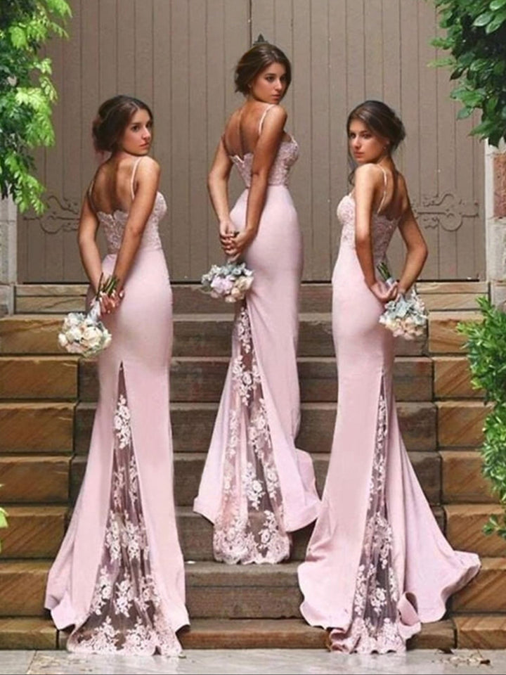 Trumpet/Mermaid Spaghetti Straps Sleeveless Sweep Train Bridesmaid Dresses with Lace Appliques