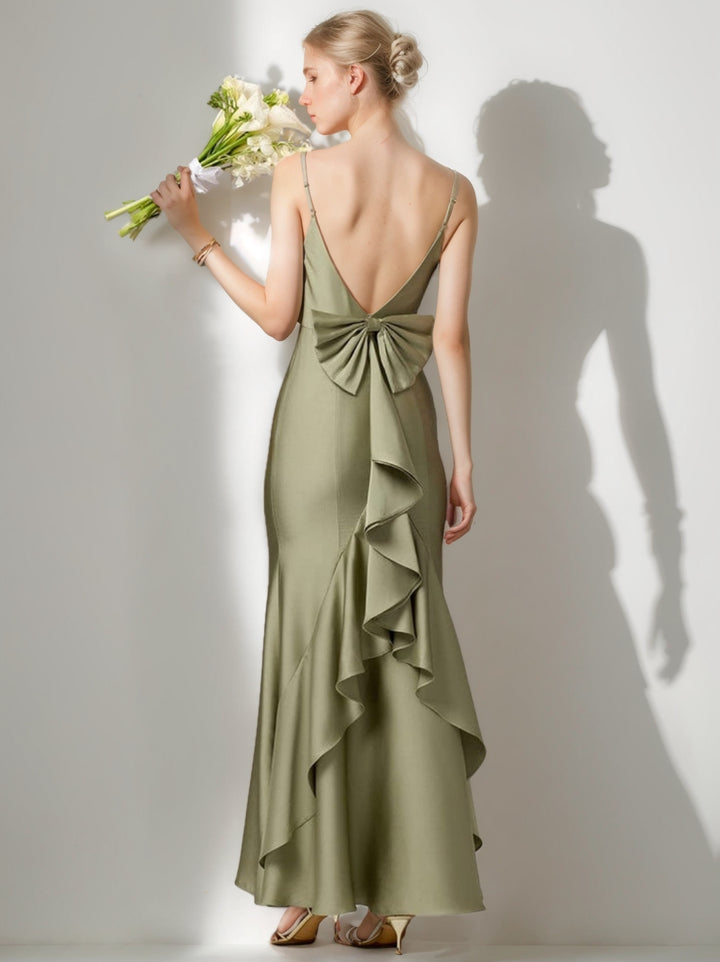 Sheath/Column Spaghetti Straps Satin Pleated Sleeveless Floor-Length Silk Satin Bridesmaid Dresses with Back-Tie Bowknot