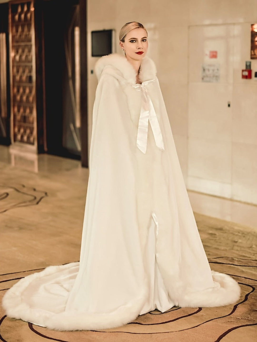 Women White Retro Elegant Faux Fur Floor Length Wrap Cloak with Tie