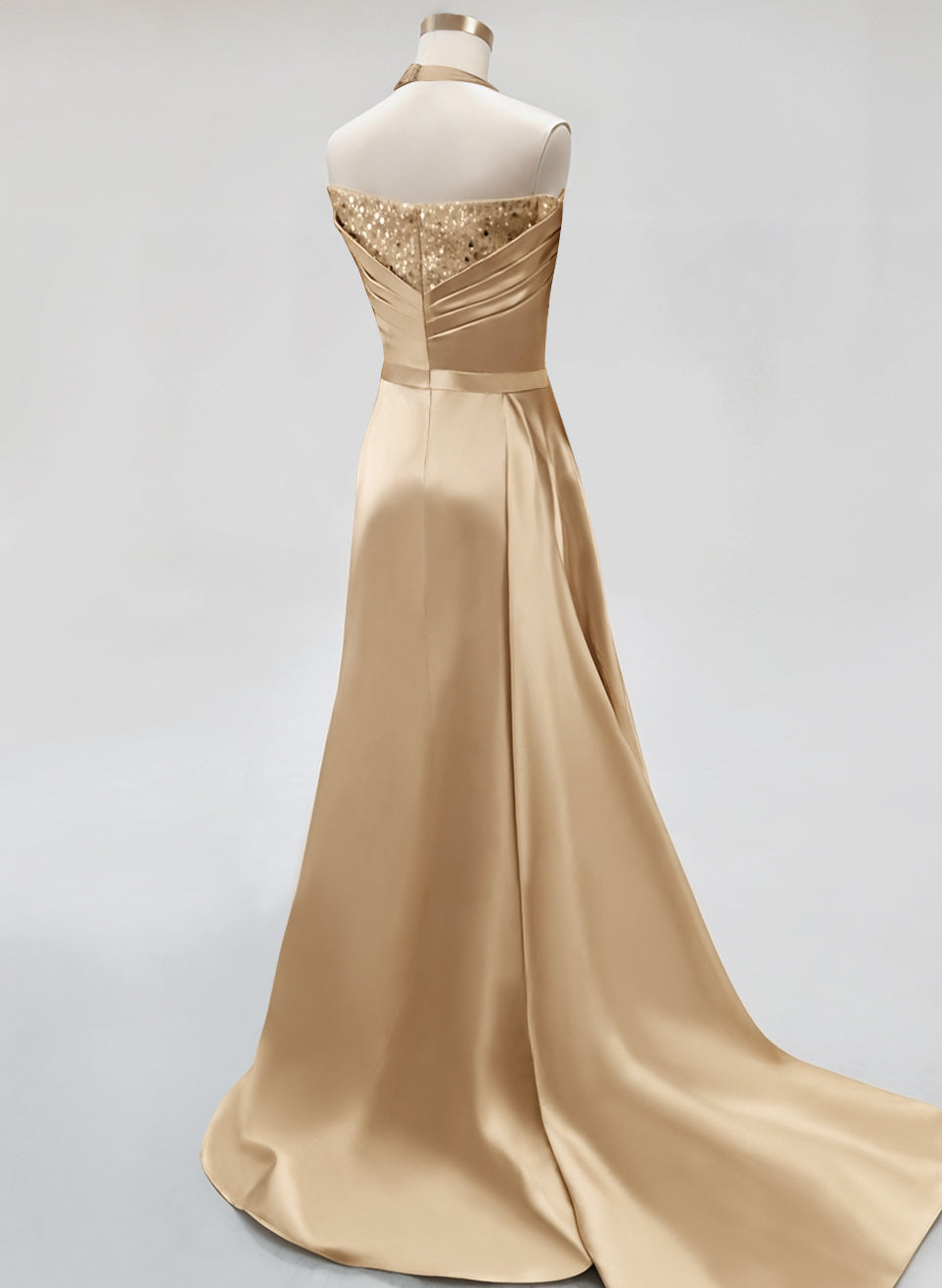 Trumpet Halter Sweep Train Elegant Sparkly Evening Gown