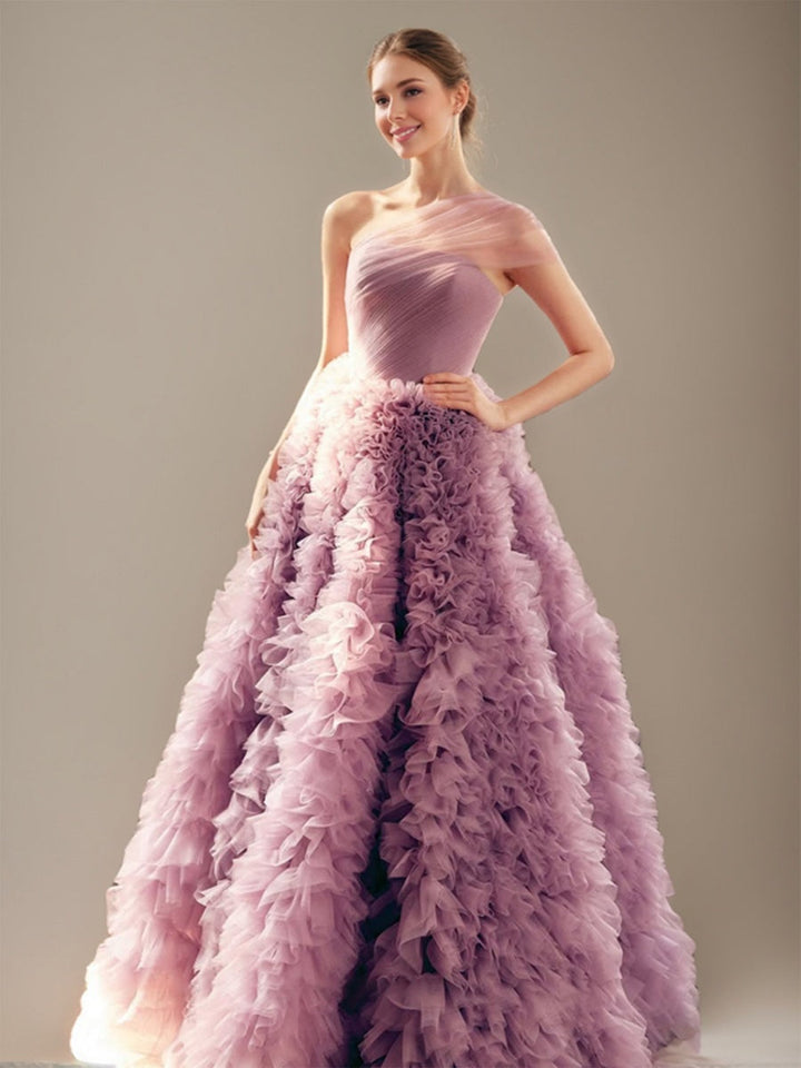 Ball Gown Pretty One-Shoulder Ruched Tiered Tulle Floor-Length Evening Dresses with Ruffles