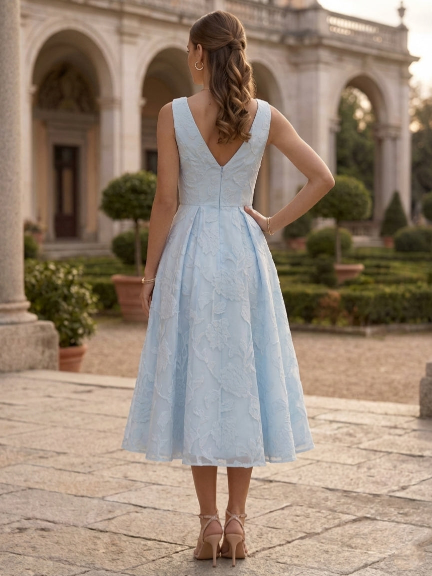 A-Line/Princess V-Neck Lace Floral Cocktail Dresses Tea-Length Sleeveless Formal Dresses