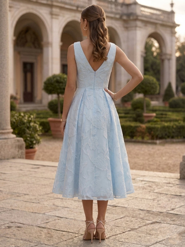 A-Line/Princess V-Neck Lace Floral Cocktail Dresses Tea-Length Sleeveless Formal Dresses