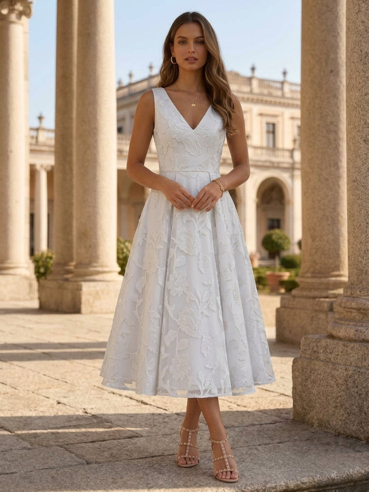 A-Line/Princess V-Neck Lace Floral Cocktail Dresses Tea-Length Sleeveless Formal Dresses