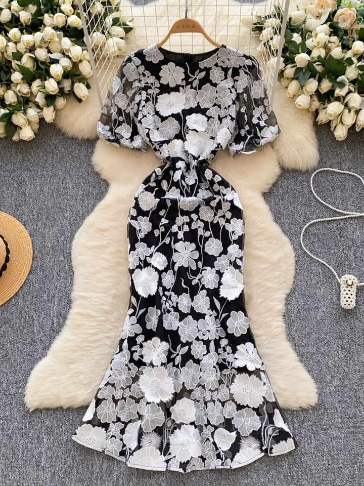 Sheath/Column Scoop Wedding Guest Dresses Lace Embroidery Tea-Length Short Sleeves Floral