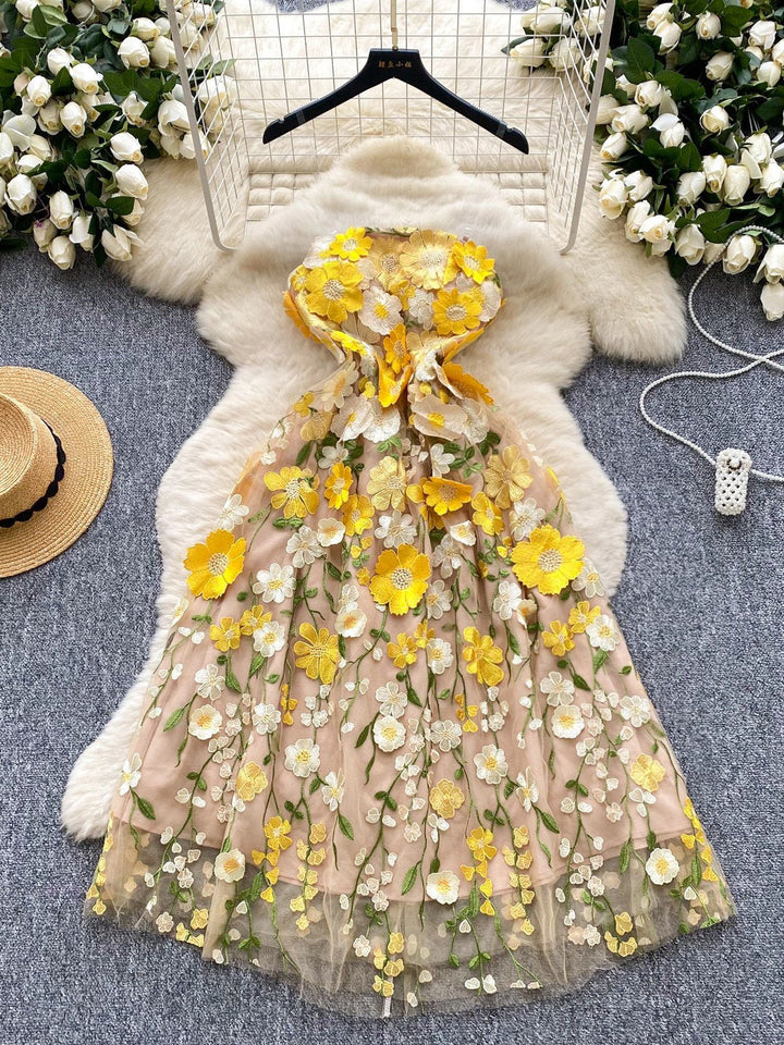 A-Line/Princess Strapless Printed Wedding Guest Dresses Tea-Length Sleeveless Floral