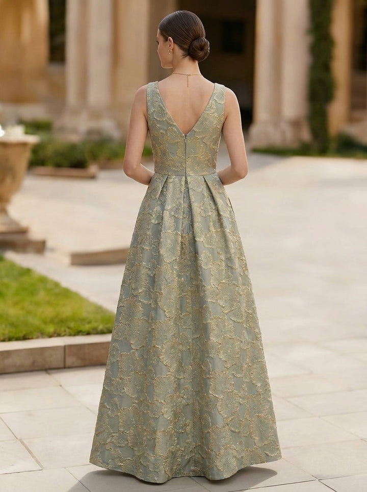 A-Line/Princess V-Neck Jacquard Evening Dresses with Split Side Floor-Length Sleeveless Floral Party Dresses