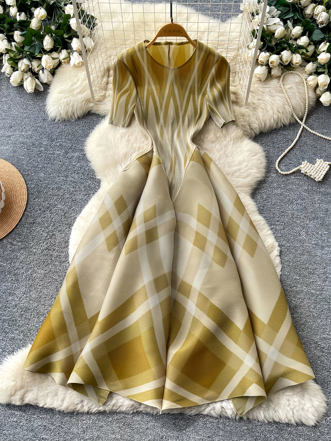 A-Line/Princess Scoop Floral Geometric Plaid Wedding Guest Dresses Tea-Length Short Sleeves