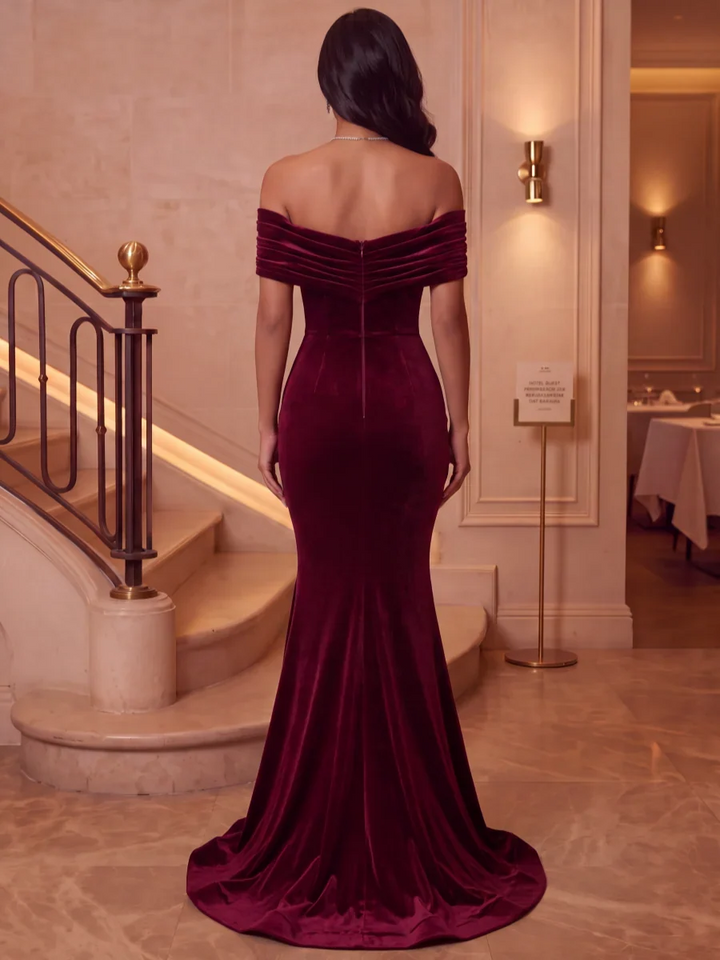 Trumpet/Mermaid Off-the-Shoulder Velvet Evening Dresses Floor-Length Sleeveless Formal Dresses With Sweep Train