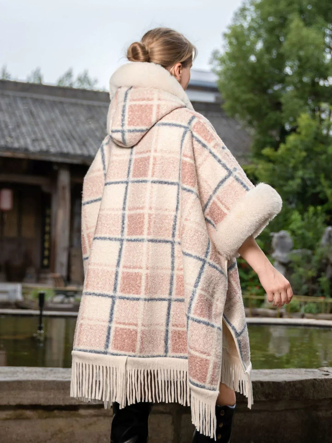 Women’s Winter Plaid Warm Knit Fleece Cape Shawl/Wrap with Tassels