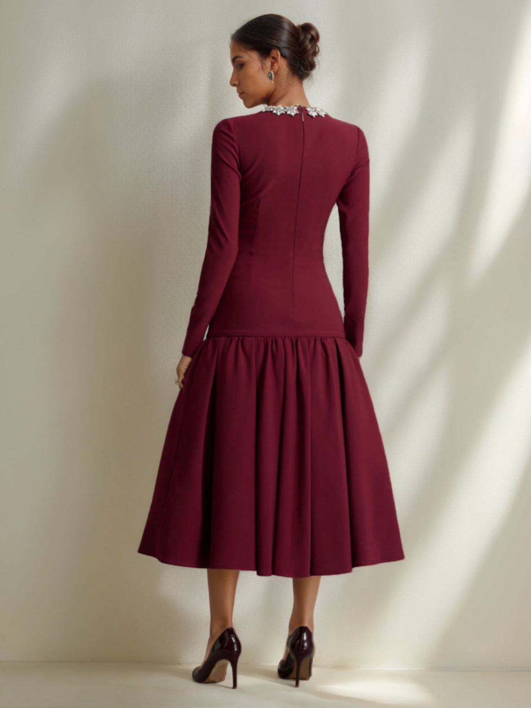 A-Line/Princess Crew Neck Long Sleeves Wedding Guest Dresses Tea-Length Rhinestones