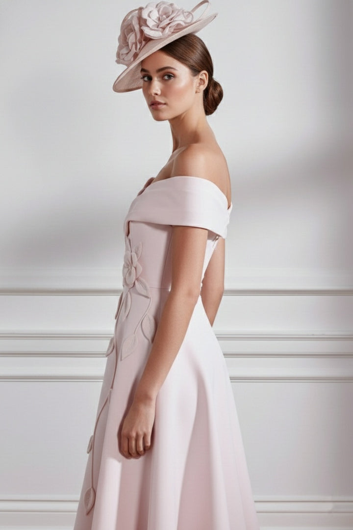 A-Line/Princess Off-the-shoulder Tea-Length Mother of the Bride Dresses with 3D Flowers