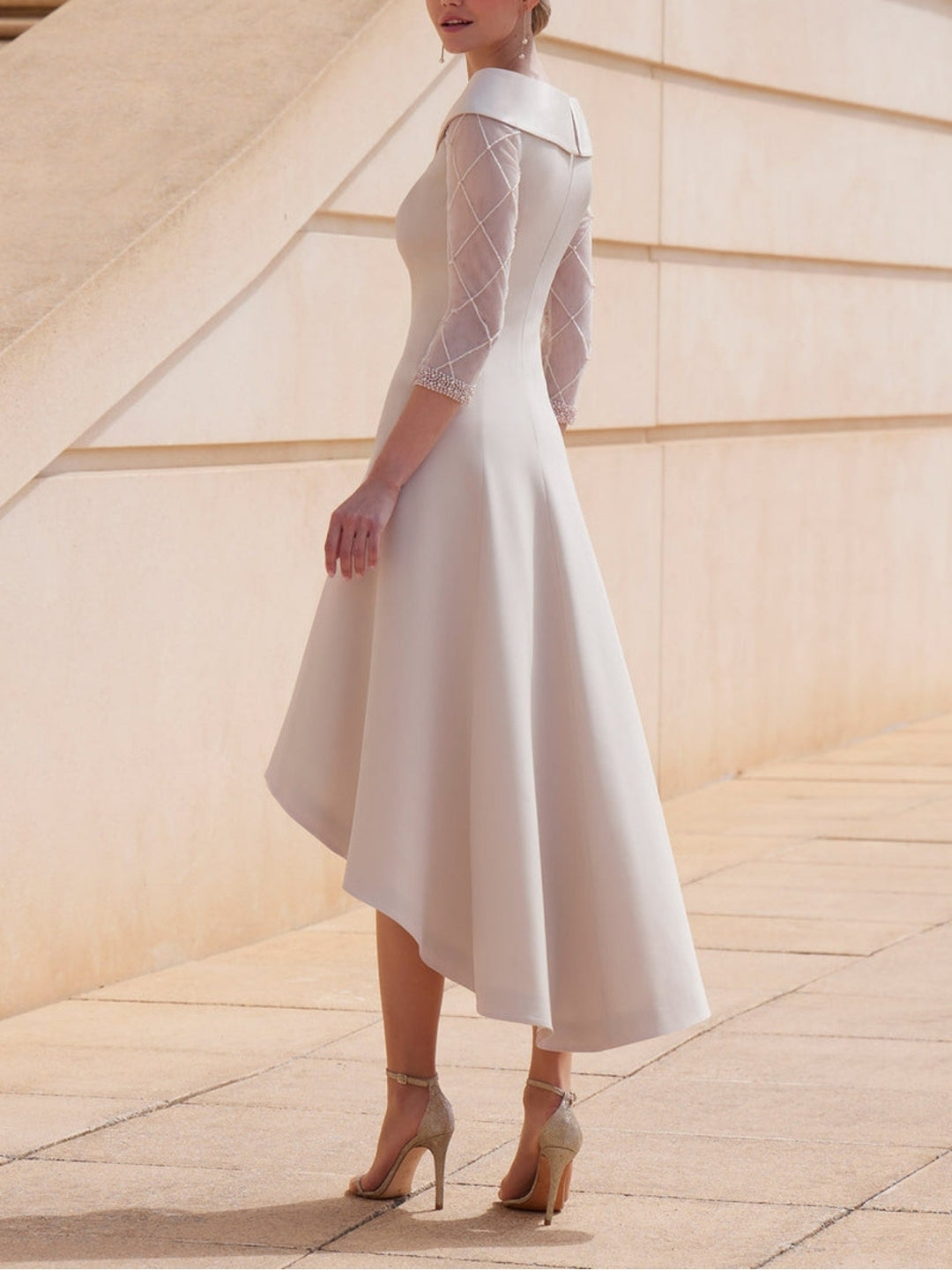 A-Line/Princess 3/4 Sleeves Knee-Length Asymmetrical Mother of the Bride Dresses with Beadings