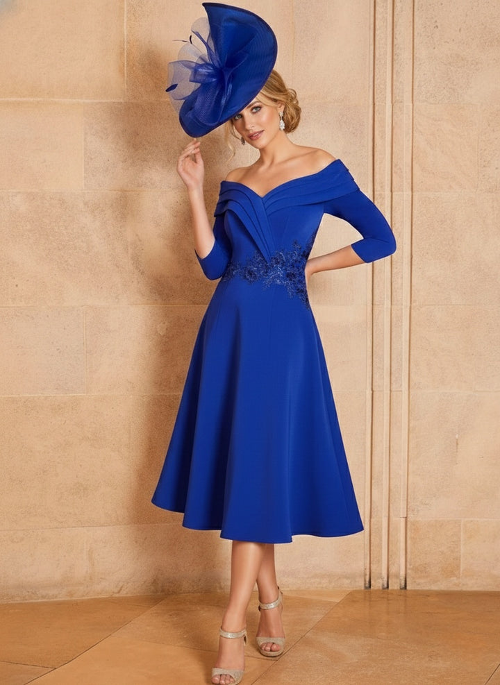 A-Line/Princess V-Neck Tea-Length 3/4 Sleeves Mother of the Bride Dresses with Lace Appliques