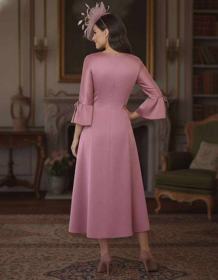 A-Line/Princess Round Neck Tea-Length Mother of the Bride Dresses 3/4 Sleeves