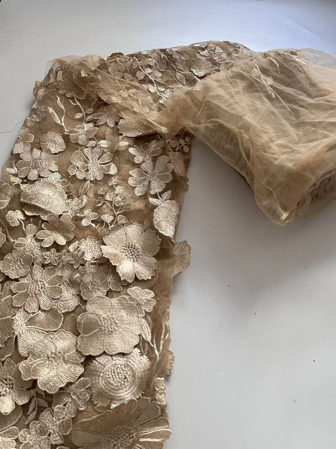 Sheath/Column Long Sleeves Tea-Length Mother of the Bride Dresses with Appliques