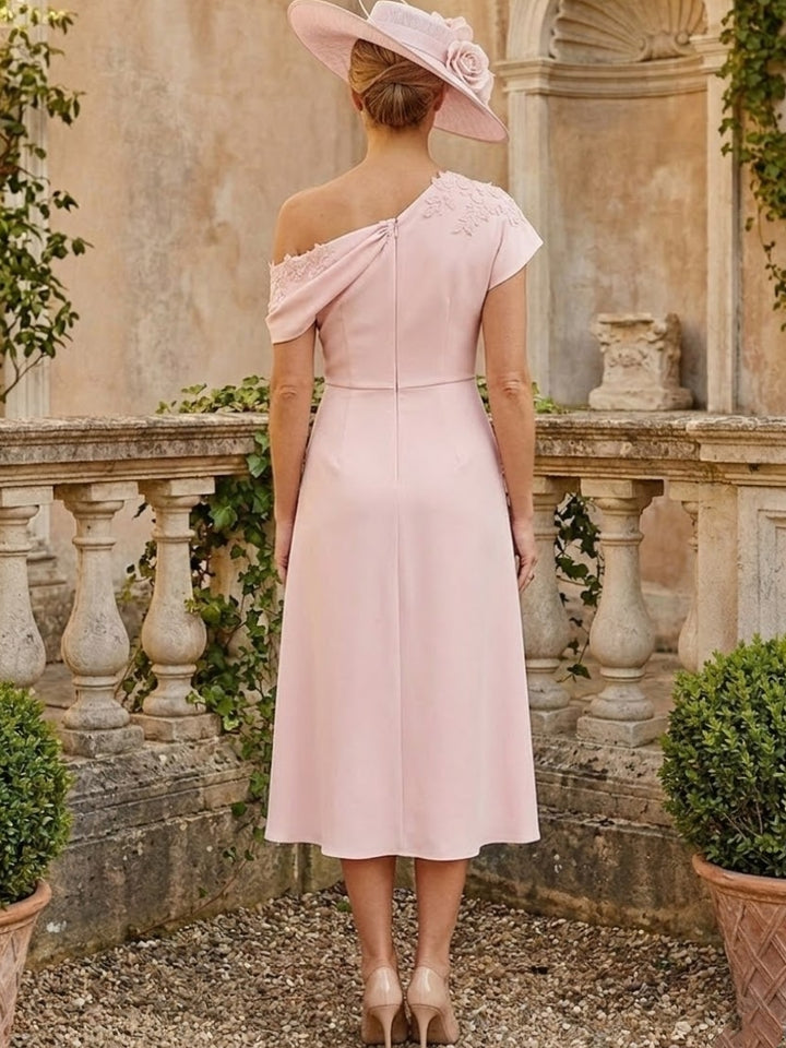 A-Line/Princess One-Shoulder Stretch Satin Mother of the Bride Dresses Tea-Length Sleeveless Embroidery