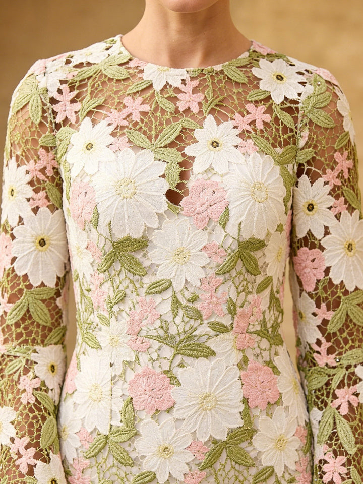 Sheath/Column Scoop Lace Mother of the Bride Dresses Floral Long Sleeves Tea-Length