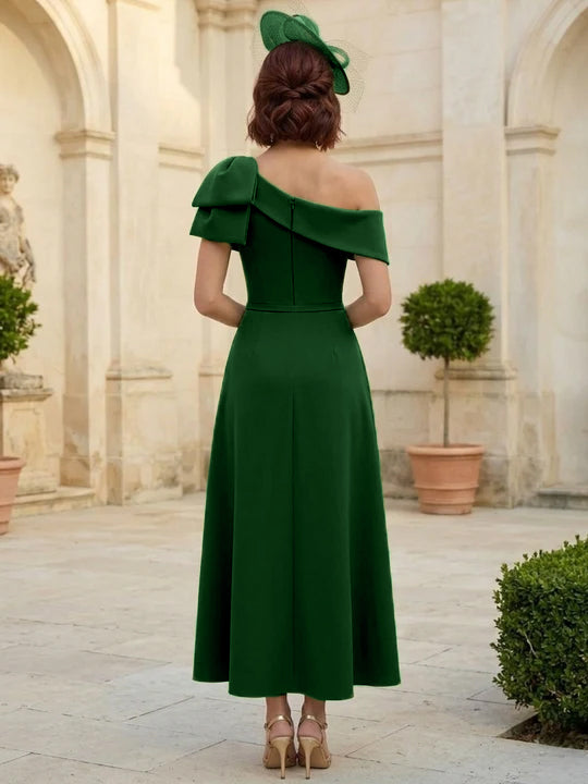 A-Line/Princess One-Shoulder Stretch Satin Mother of the Bride Dresses Tea-Length Sleeveless